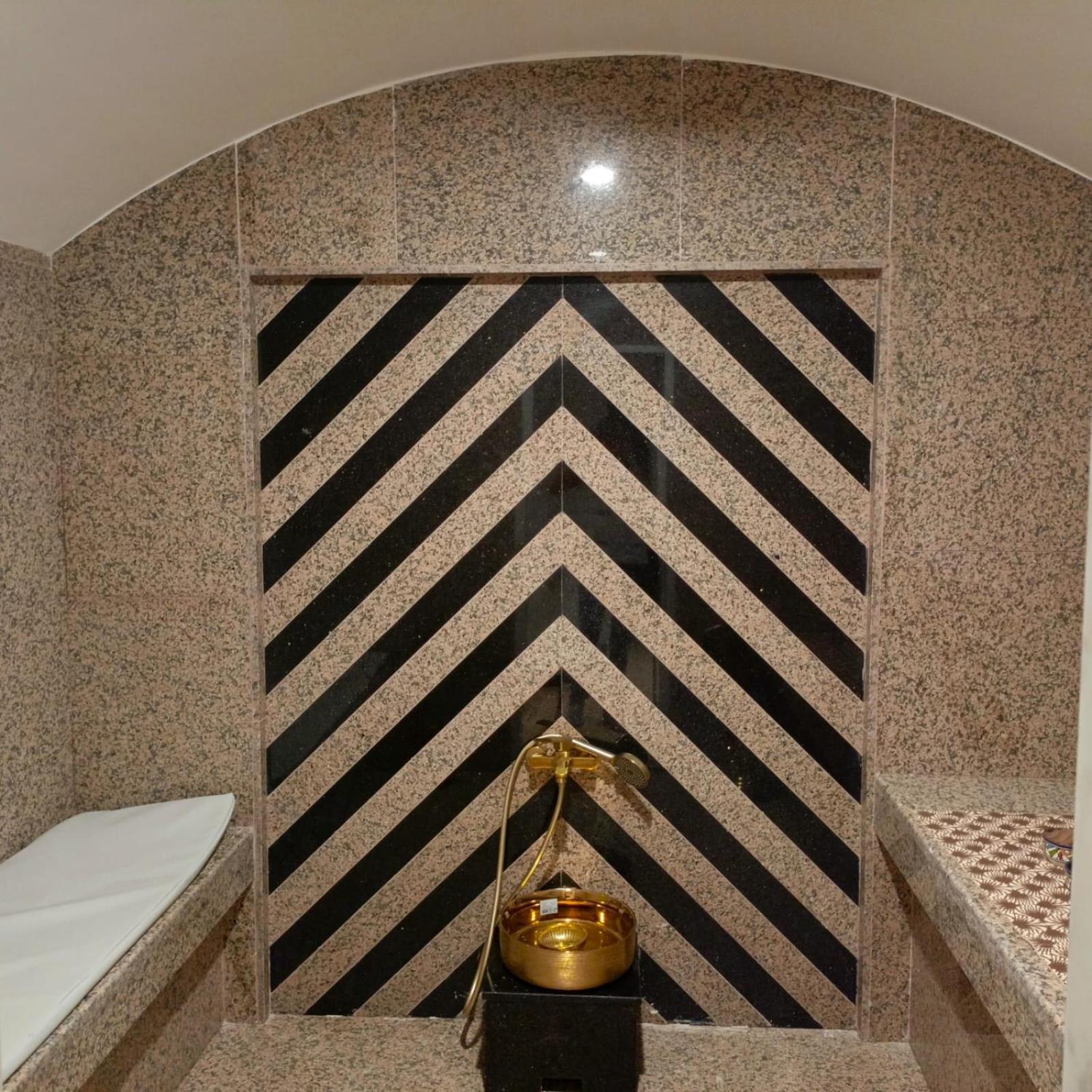 Hotel La Perla อัลฮอเคม่า ภายนอก รูปภาพ